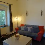 Het Herenhuis בית נופש *