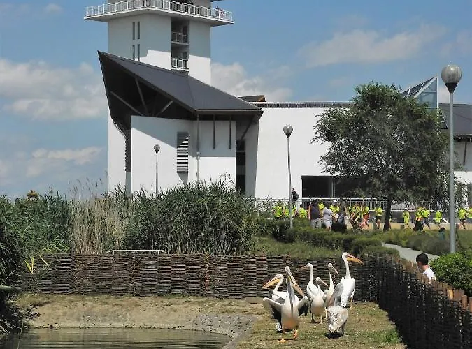 Het Herenhuis בית נופש Poroszló